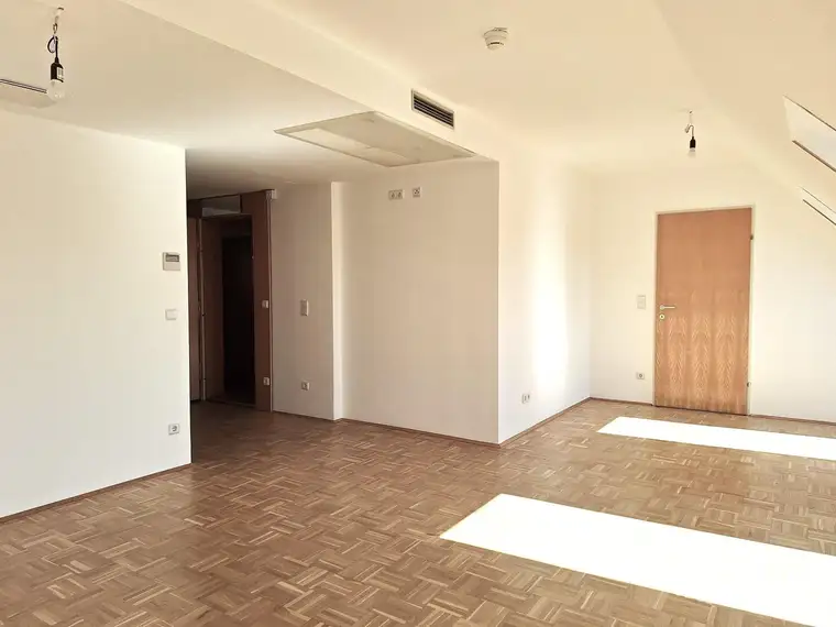 CITY - Apartments - Living / Apartment 603
