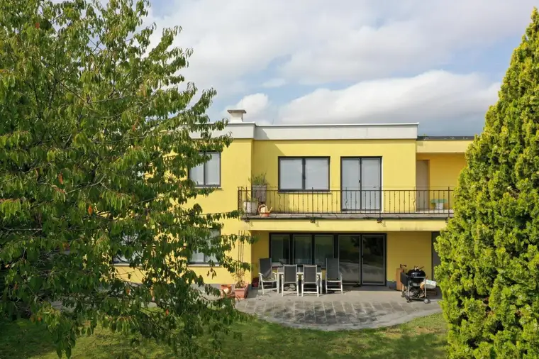 Ganz seltene Gelegenheit - Haus am See auf Eigengrund