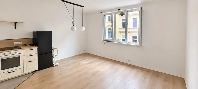 Renovierte 2-Zimmer Wohnung in 1050 Wien – €297.000