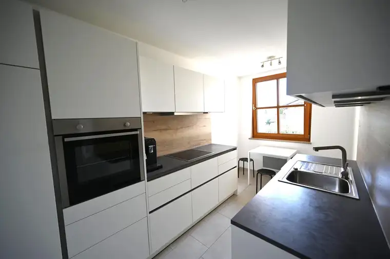 MAXGLAN | Teilrenovierte 3-Zimmer-Wohnung in ruhiger Lage an der Glan