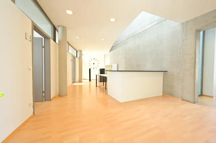 ANIF | Repräsentative Bürofläche mit 143 m² für Unternehmen mit Anspruch