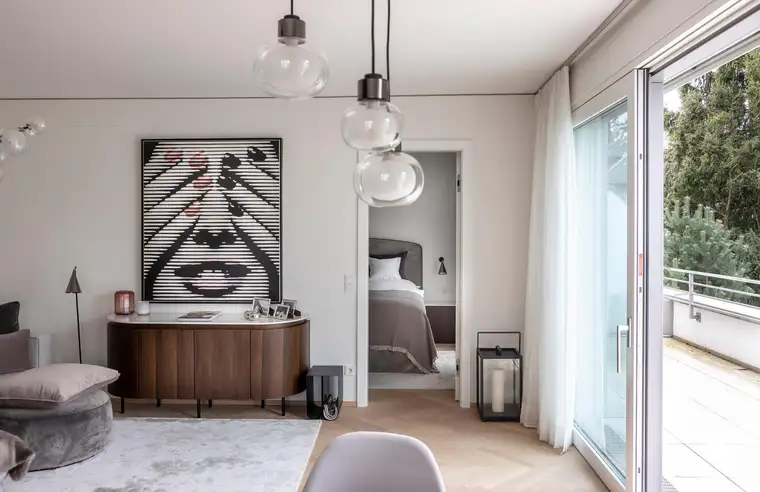 RIEDENBURG | Perfektes City-Apartment mit 22 m² Sonnenterrasse und exklusiver Innenausstattung