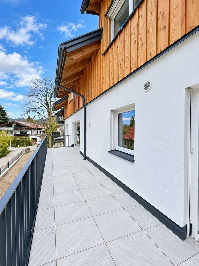 AIGEN-ELSBETHEN | 4-Zimmer-Terrassenwohnung in Ruhelage