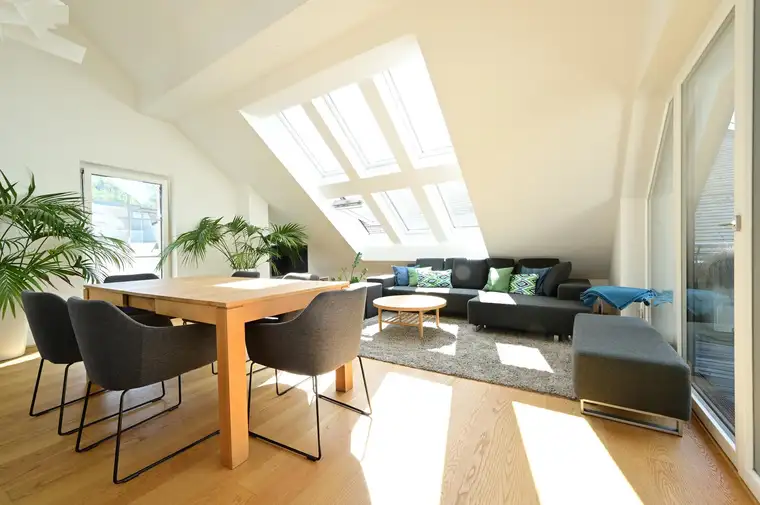 MONDSEE | Premium-Maisonette mit Penthousefeeling und außergewöhnlicher Wohnatmosphäre