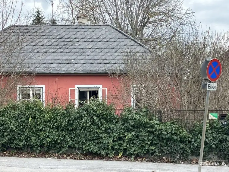Historisches, sanierungsbedürftiges Winzerhaus mit großem Ruhegarten | ZELLMANN IMMOBILIEN