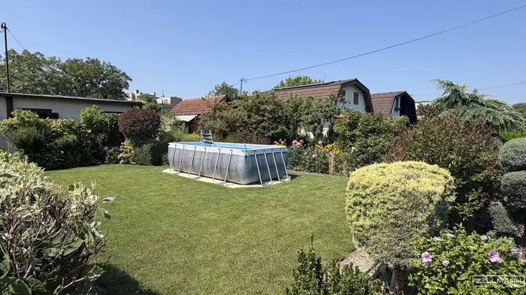 Kleingartenhaus im Eigentum in ruhiger Grünlage im Süden Wiens | ZELLMANN IMMOBILIEN