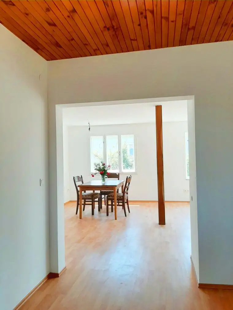 Wohnen in einem geräumigen Bungalow in Strasshof - Perfekt für Familie und Gartenliebhaber für nur 550.000€! provisionsfrei