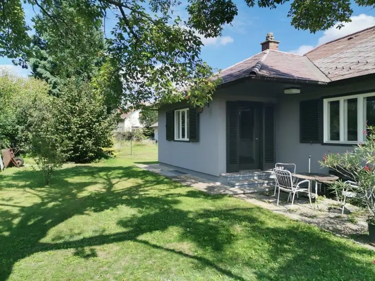 Wohnen in einem geräumigen Bungalow in Strasshof - Perfekt für Familie und Gartenliebhaber für nur 550.000€!