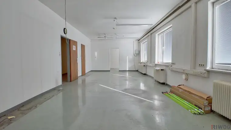 360m² Feinproduktion/Lager/Büro mit optionaler Produktionshalle und Freiflächen!