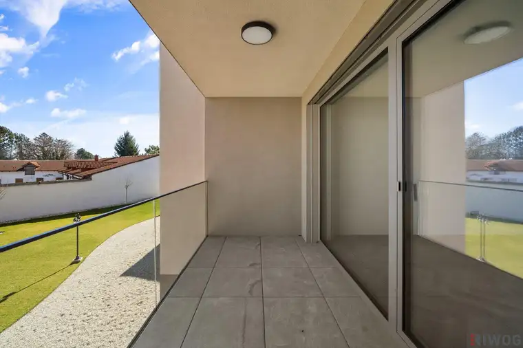 Wohlfühloase Nähe Wien - Living Weinviertel I Herbst-Special:Stellplatz gratis dazu I 2-Zimmer mit Loggia I Wolkersdorf und Gerasdorf