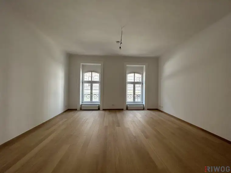 Nähe Rochusmarkt und U3/U4 Landstraße - hochwertig sanierter Altbau - bei Mall Wien Mitte
