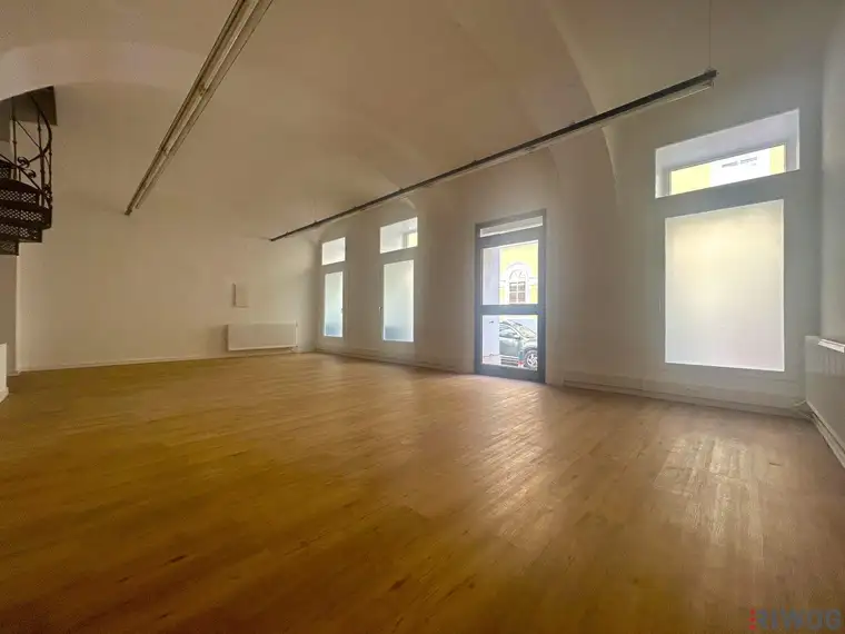 Büro / Geschäftslokal - Nähe U4 Stadtpark *** straßenseitiger Zugang *** zwischen Heumarkt und Wien Mitte Shopping Center