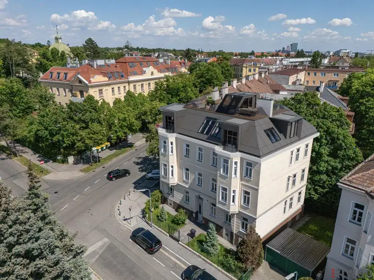 Saniert I Altbau-Charme im Grünen Hietzing I Balkon optional I zwischen Schönbrunn und Lainzer Tiergarten I Nähe Hietzinger Bad und Tiroler Tor