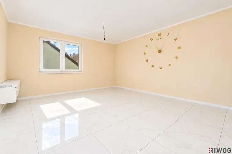 Hainburg I ca 5m2 Balkon I Carport - Stellplatz I Wohnküche I Nähe Bad Deutsch-Altenburg und Carnuntum