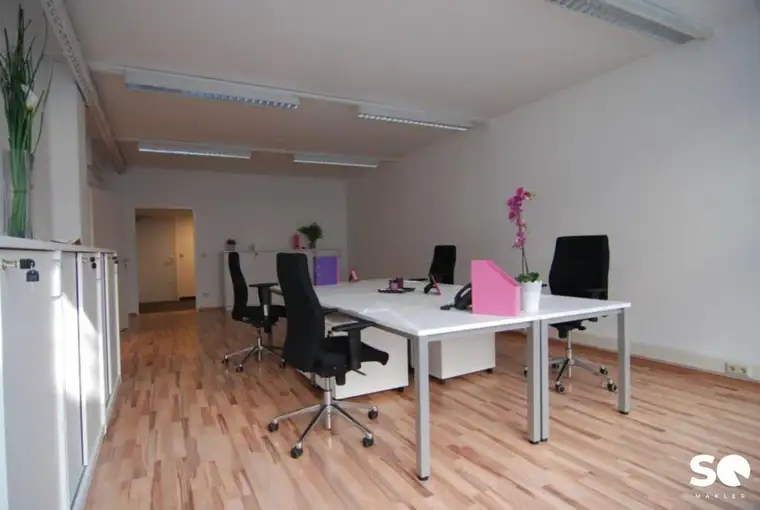 #SQ - RUHIGES HELLES ECKBÜRO MIT TERRASSE