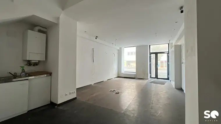 #SQ - SANIERUNGSBEDÜRFTIGES GESCHÄFTSLOKAL/BÜRO/ATELIER - MARIAHILFERSTRAßE / TOP 5