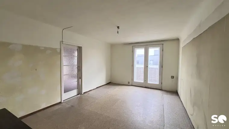 #SQ - SANIERUNGSBEDÜRFTIGE 2-ZIMMER WOHNUNG MIT BALKON - MARIAHILFERSTRAßE / TOP 39