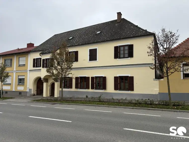 #SQ - DONNERSKIRCHEN: RENOVIERUNGSBEDÜRFTIGES BAUERNHAUS MIT GROSSEM GARTEN