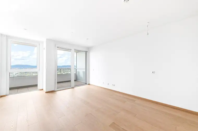 # SQ - HOCH33 - WOHNEN MIT WEITBLICK IM HÖCHSTGELEGENEN WOHNGEBÄUDE WIENS