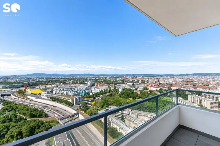 # SQ - HOCH33 - WOHNEN MIT WEITBLICK IM HÖCHSTGELEGENEN WOHNGEBÄUDE WIENS