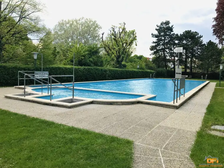 Gut angelegt: 2-Zimmer Wohnung mit tollem Gemeinschaftsgarten &amp; Swimmingpool!
