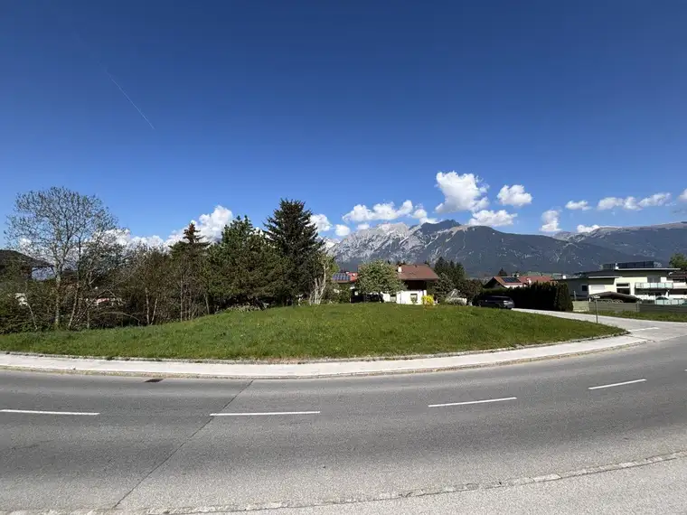 Ca. 1000 Quadratmeter großes Baugrundstück in Weerberg!