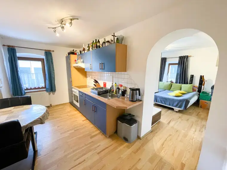 Ruhige 3 Zimmer Wohnung mit Südterrasse und Carport