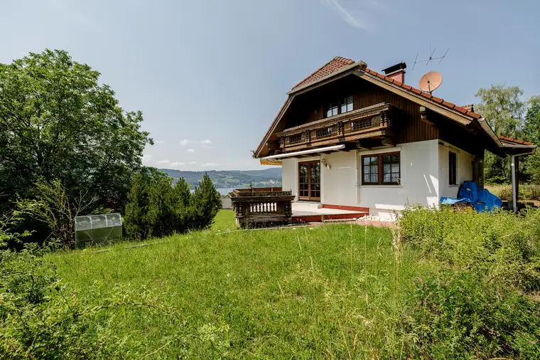 Ihr Zweitwohnsitz mit unverbaubarem Atterseeblick