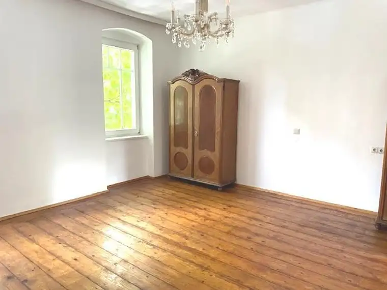 Günstig und preiswert: 3 Z.-Wohnung Wels / WG tauglich 