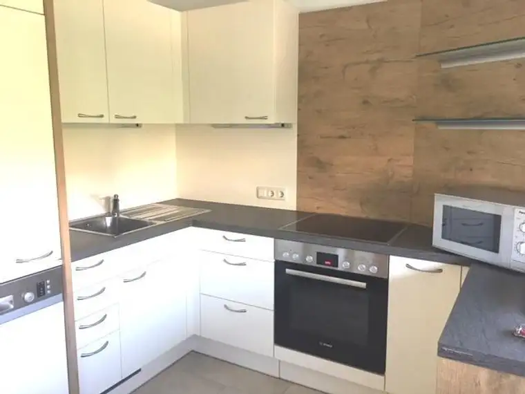 Topwohnung mit Tiefgarage - Nähe Kepler UNI Linz 