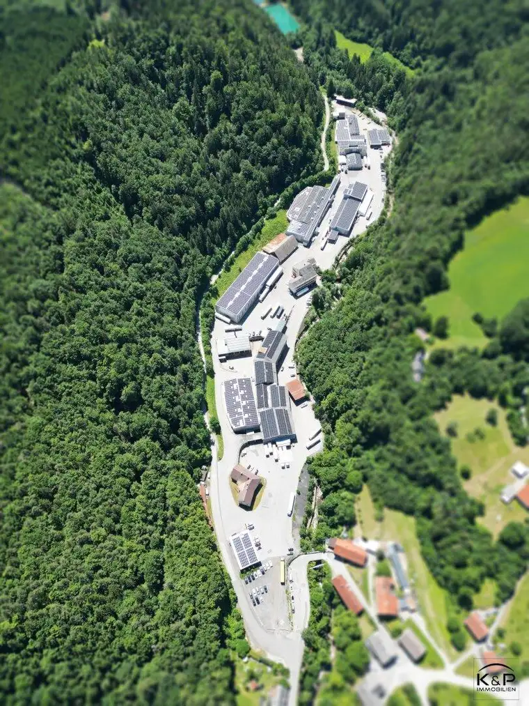 Rarität am Markt: Großflächiger Industriepark sucht neuen Eigentümer