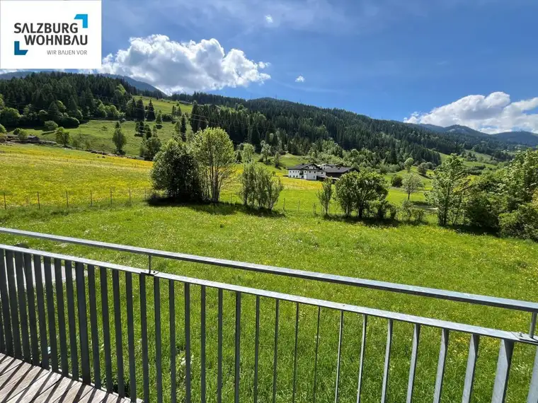 Sonnige 2-Zimmer-Wohnung mit traumhaftem Ausblick!