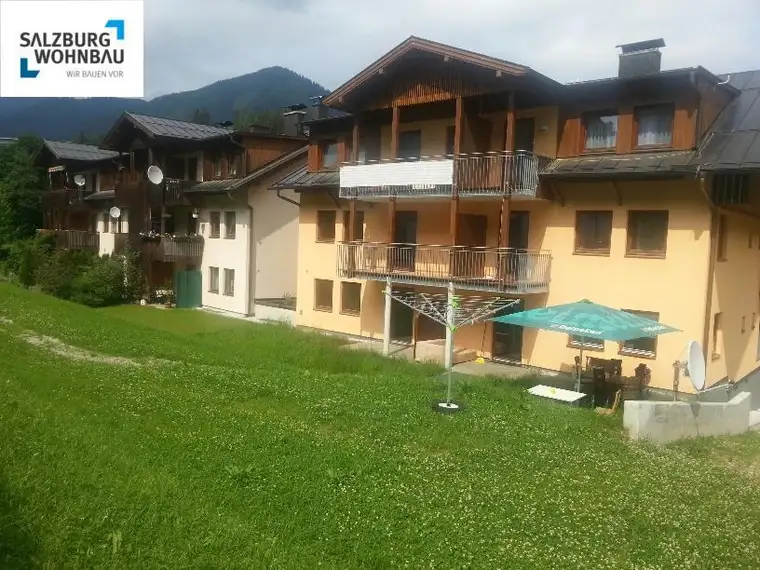 EXKLUSIVES ANGEBOT: Geförderte 3 Zimmerwohnung mit Loggia und Carportplatz!