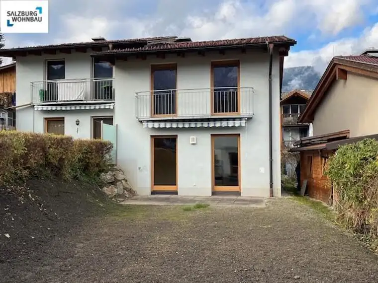 Tolles Reihenhaus mit Garten unweit vom Zentrum Goldegg - mtl. Rückzahlung ab EUR 1.234,-