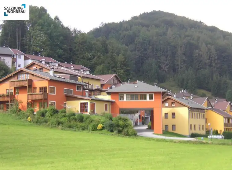 Schöne 4-Zimmer Familienwohnung in Hof bei Salzburg - mtl. Rückzahlung ab EUR 1.196,-