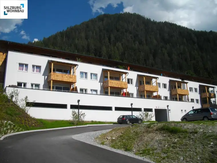 Heimelige, geförderte 3-Zimmerwohnung mit Balkon und Tiefgaragenplatz in Flachau! Hohe Wohnbeihilfe möglich