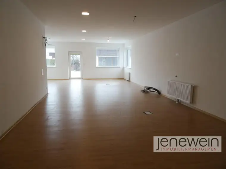 108 m2 EBENERDIG, BARRIEREFREI - BÜRO-VERTRIEB-LAGER-THERAPIERAUM