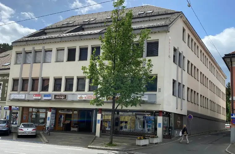Büro- Ordinationseinheiten zu vermieten - Geschäfts-Wohnhaus "Schwerterbräu"