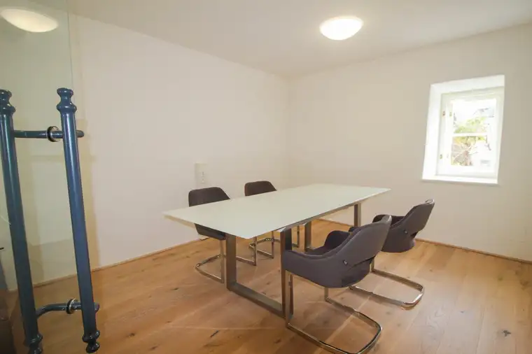 TOP ANGEBOT! EINZIGARTIGE BÜRORÄUMLICHKEITEN IM HERZEN VON MILLSTATT AM SEE (PROJEKT LINDENHOF)!