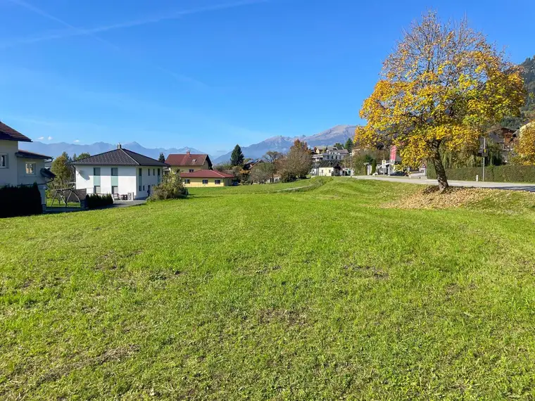 SONNIGES BAUGRUNDSTÜCK MIT BERGPANORAMA IN OBERMILLSTATT!