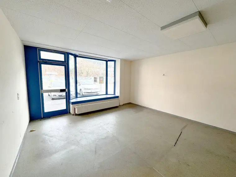 EINZIGARTIGE CHANCE IN TOP LAGE! GESCHÄFTSLOKAL IM ERDGESCHOSS IN SPITTAL!
