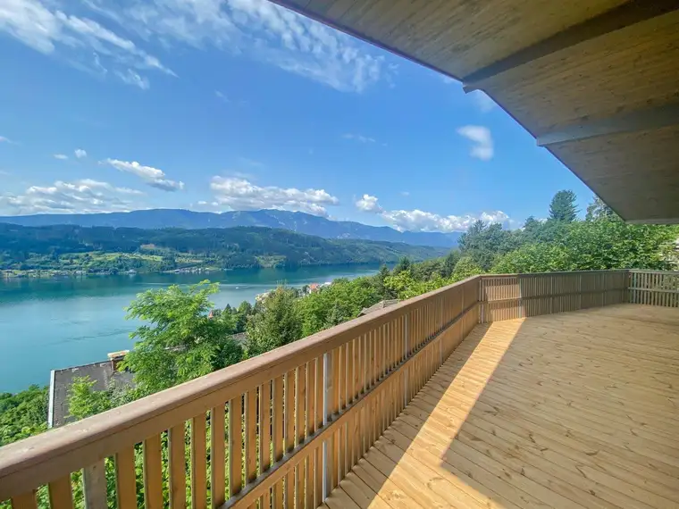 RAUM ZUM TRÄUMEN! HOCHWERTIGES WOHNHAUS (NEUBAU) MIT GIGANTISCHEM SEE- UND BERGBLICK IN REPRÄSENTATIVER UND SENSATIONELLER RUHE- UND SONNENLAGE VON MILLSTATT AM SEE!