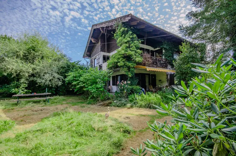 EIN HAUS MIT GESCHICHTE - IHR NEUES KAPITEL BEGINNT HIER!