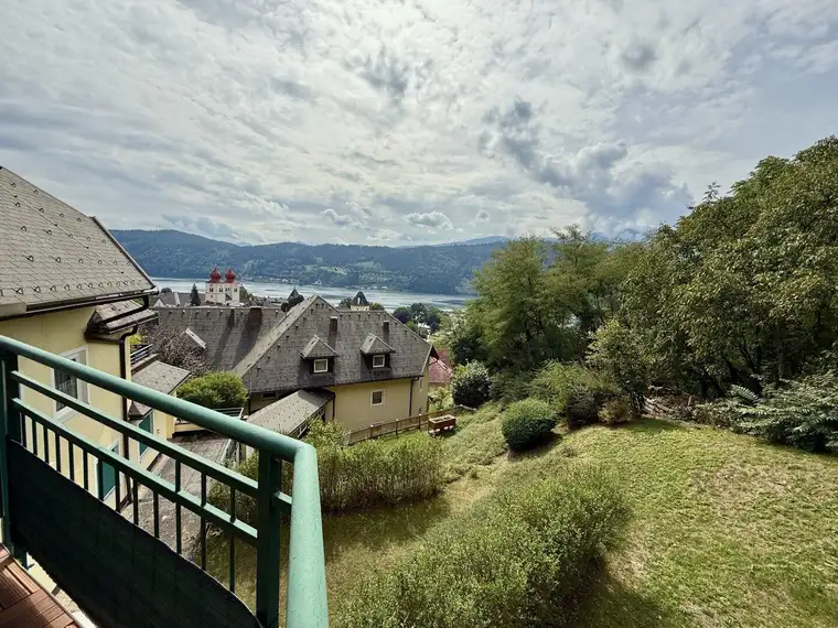 TRAUMHAFTE AUSSICHT AUF DEN SEE UND DIE BERGE! IHR NEUER WOHNTRAUM IN SENSATIONELLER LAGE VON MILLSTATT AM SEE WARTET AUF SIE!