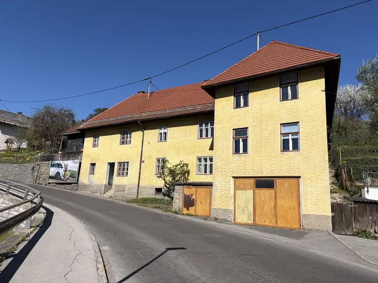 GROßZÜGIGES EIN- ODER ZWEIFAMILIENHAUS MIT FLEXIBLER NUTZUNG IN SPITTAL AN DER DRAU