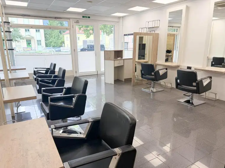 VOLL AUSGESTATTETER FRISEURSALON IN ZENTRALER LAGE IN SPITTAL AN DER DRAU!