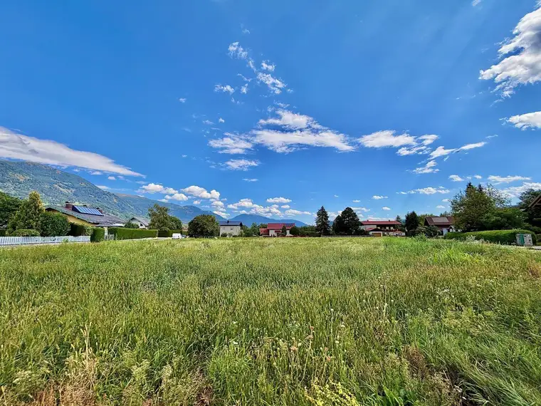 GROSSZÜGIGES BAUGRUNDSTÜCK IN BEGEHRTER SONNENLAGE VON SEEBODEN!