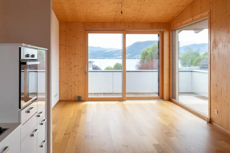 Top-Wohnung mit Blick zum Attersee