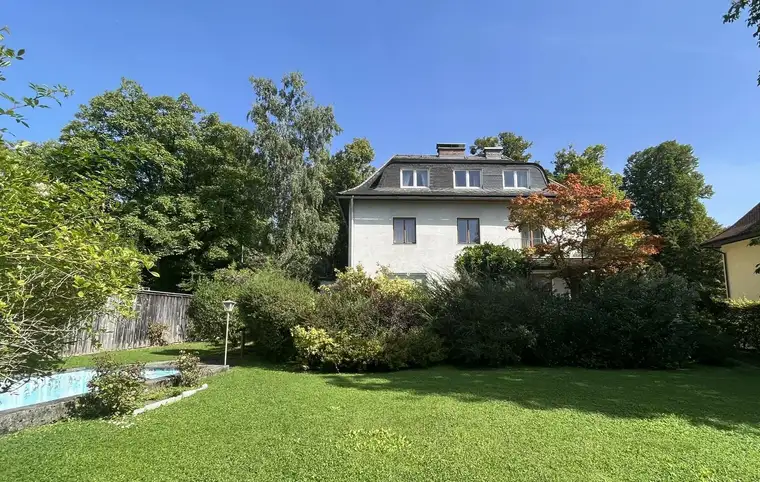 Stadthaus in Zentrumsnähe mit wunderschönen Garten