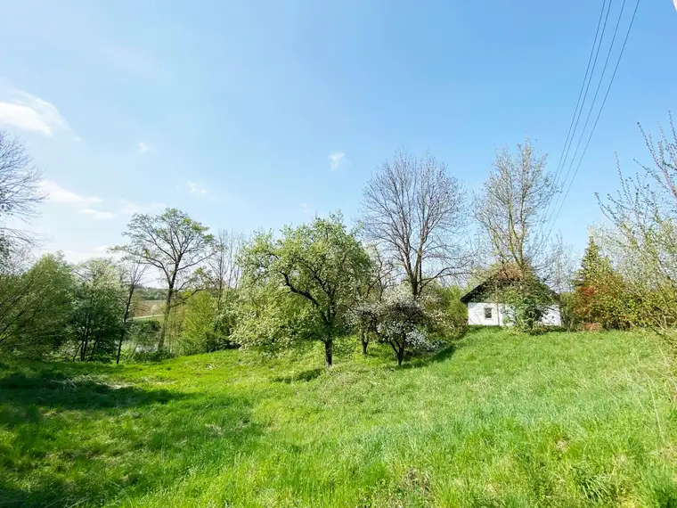 Einzigartiges Baugrundstück mit Ausblick